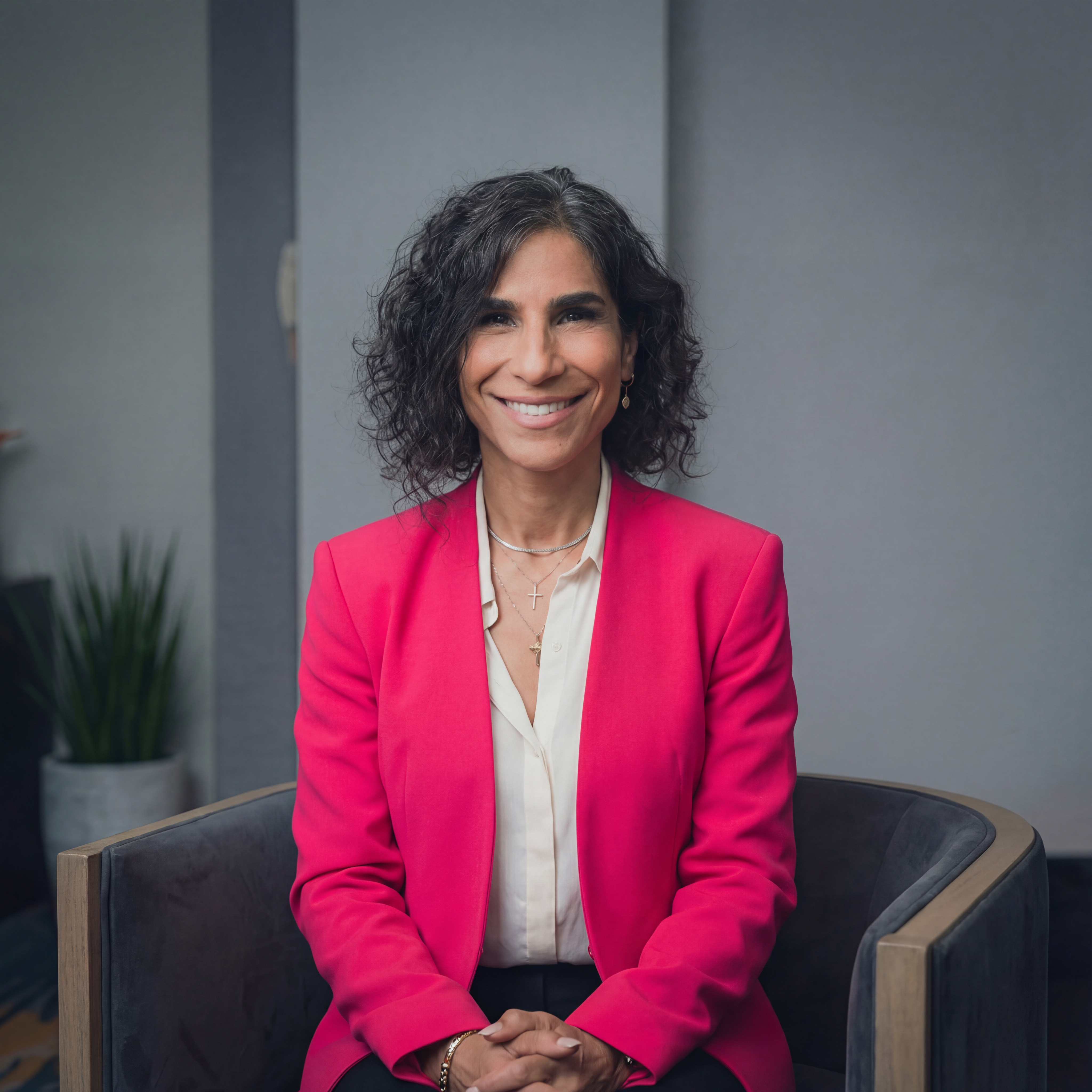 Dr. Bahar Esmaili